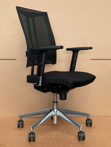 Nowy Styl Black Mesh Ergonomic Office Chair – Refurbished image 1