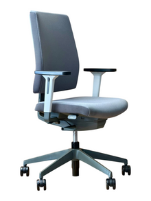 Refurbished Senator Freeflex Task Chair – Light Grey, White Back image 1