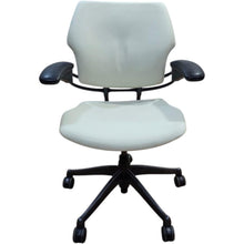 Refurbished Humanscale Freedom Executive Chair – Cream White image 2