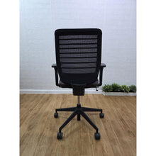 Refurbished Senator Fuse Office Chair – Leather Seat, Fully Adjustable