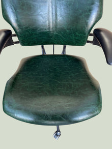 Refurbished Humanscale Freedom Headrest Chair – Vintage Green Leather image 4