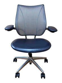 Refurbished Humanscale Liberty Mesh Chair – Navy Leather & Polished Frame image 2