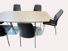 Refurbished Kinnarps Meeting Table with 6 Matching Conference Chairs image 3