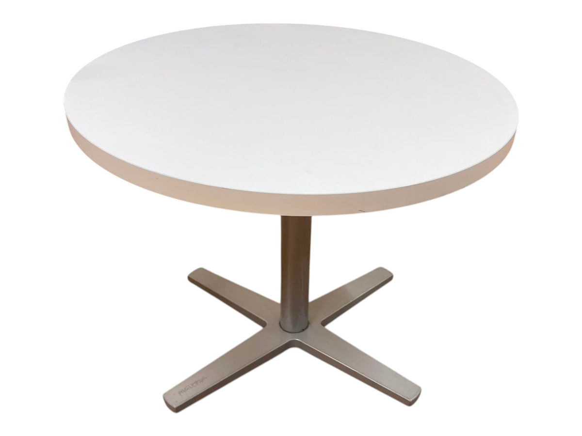 Refurbished Materia Low Round Coffee Table – White