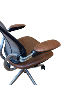 Refurbished Humanscale Liberty Mesh Chair – Vintage Brown Leather image 9