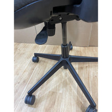 Refurbished Highly Adjustable Operator Office Chair – Lumbar Support