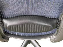 Refurbished Herman Miller Classic Aeron Size B – Fully Loaded Blue Mesh image 7