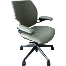 Humanscale Freedom Executive Office Chair image 8