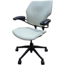 Refurbished Humanscale Freedom Executive Chair – Cream White image 6