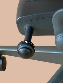 Refurbished Herman Miller Aeron Remastered Size B – Graphite, Lumbar image 9