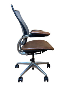 Refurbished Humanscale Liberty Mesh Chair – Vintage Brown Leather image 4