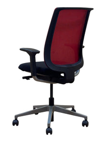 Refurbished Steelcase Reply Air Chair – Red Mesh Back image 3
