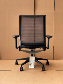 Steelcase Think V1 Black Mesh Ergonomic Chair – Refurbished image 4