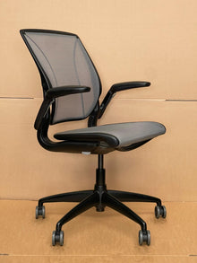 Humanscale Diffrient World Grey Mesh Chair – Refurbished image 1