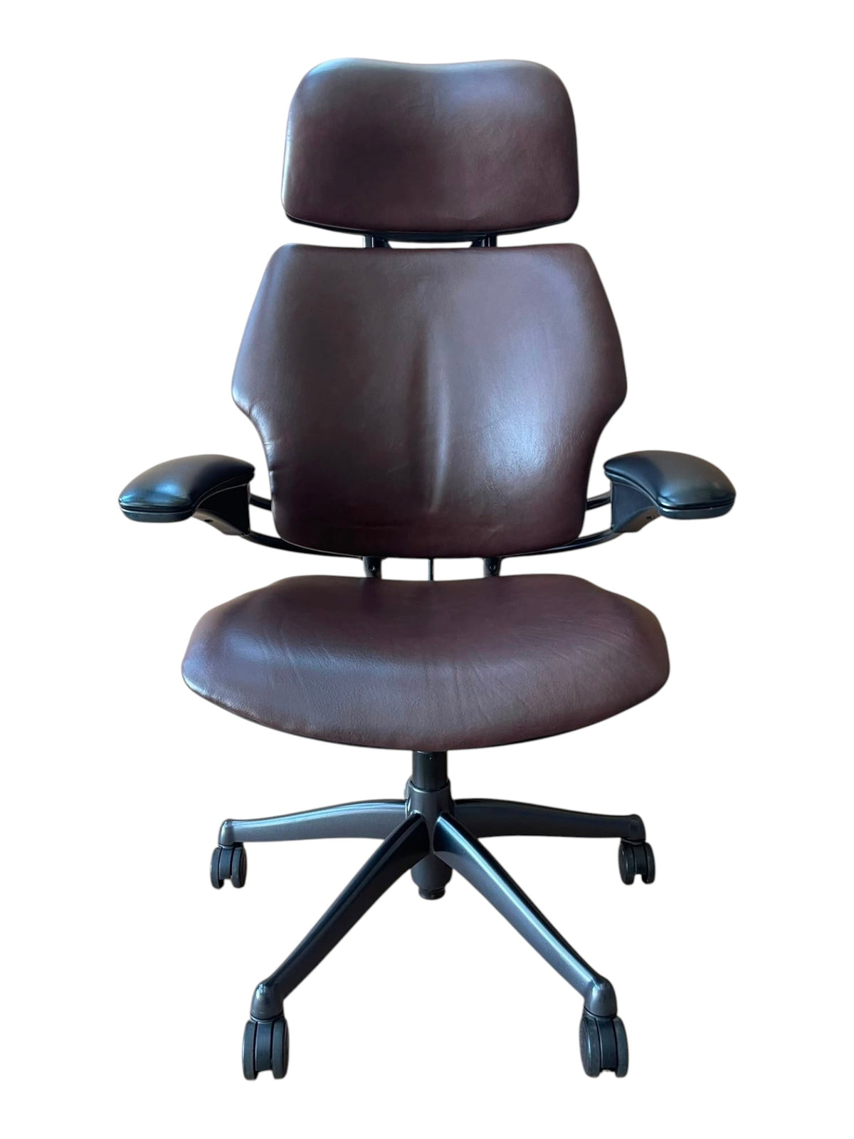 Refurbished Humanscale Freedom Headrest Chair – Brown Cowhide Leather