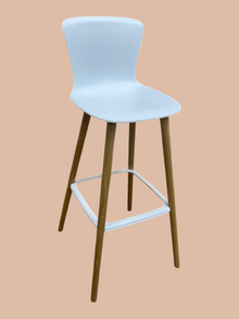 Refurbished Sedus se:spot Bar Stool – White, Wooden Legs image 2