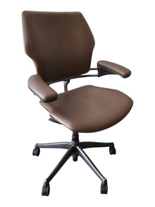 Refurbished Humanscale Freedom Task Chair – Brown or Black Leather image 5