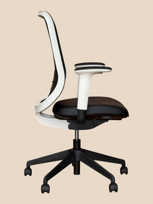 Refurbished Orangebox Do Mesh Chair – White Frame, Leather Seat image 6
