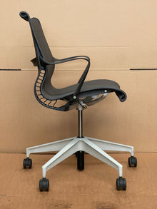 Herman Miller Setu Mesh Chair – Clearance Refurbished image 2