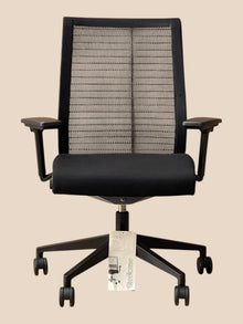 Steelcase Think V1 Black Mesh Ergonomic Chair – Refurbished image 2