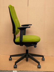 Steelcase Reply Lime Green Ergonomic Chair – Refurbished image 3