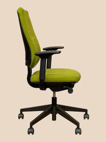 Steelcase Reply Lime Green Ergonomic Chair – Refurbished image 3