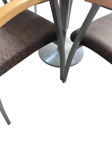 Refurbished Square Meeting Table & 4 Kinnarps Chairs – Set image 6