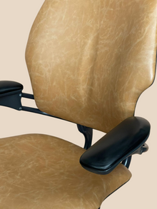 Refurbished Humanscale Freedom Tan Leather Task Chair image 7