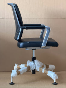Sedus Conference Chairs – Black Leather, Set of 2, New image 4