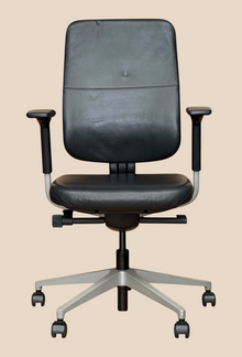 Refurbished Steelcase Reply Leather Office Chair – Black image 7