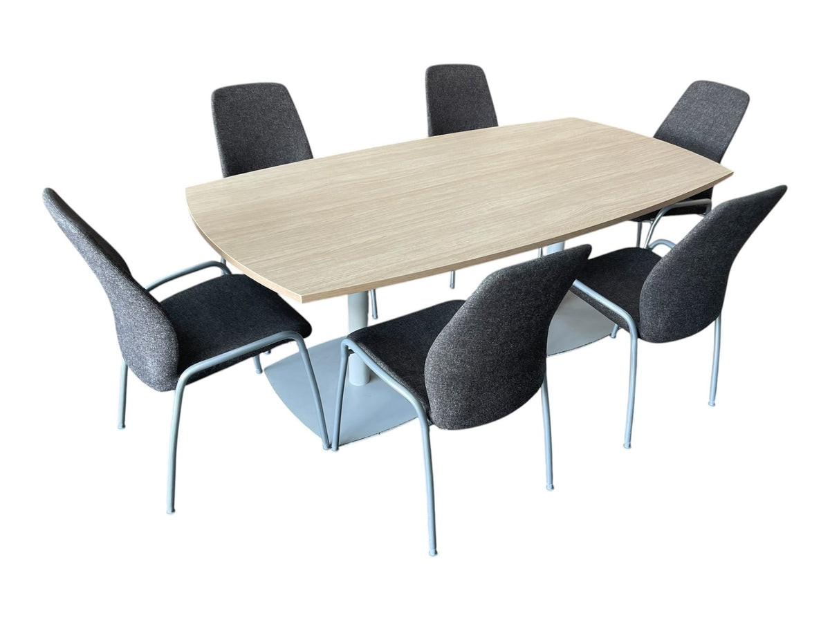 Refurbished Kinnarps Meeting Table with 6 Matching Conference Chairs