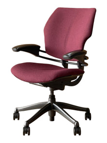 Refurbished Humanscale Freedom Task Chair – Burgundy image 4