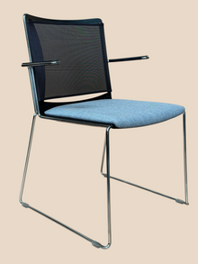 Refurbished Wilkhahn Aline Grey Mesh Meeting Chair image 2