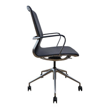 Refurbished Dynamic Lucia Executive Office Chair – Height Adjustable, Back Recline image 3
