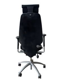 Refurbished RH Logic 400 Chair with Headrest – Black & Silver image 7