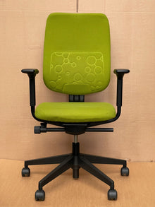Steelcase Reply Lime Green Ergonomic Chair – Refurbished image 2