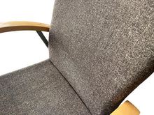 Refurbished Square Meeting Table & 4 Kinnarps Chairs – Set image 8