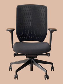 Refurbished Senator Evolve Task Chair – All Black image 1