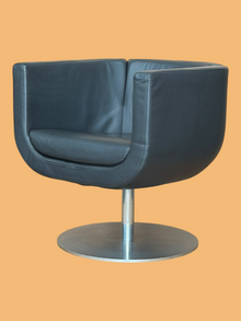 Refurbished B&B Italia Tulip Leather Swivel Armchair – Black image 5