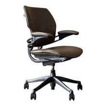 Humanscale Freedom Chair In Brown Patterned Leather - UK Delivery Rrp £1149 image 2