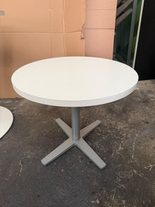 Office furniture - 6 sofas, 1 swivel chair and two tables image 3