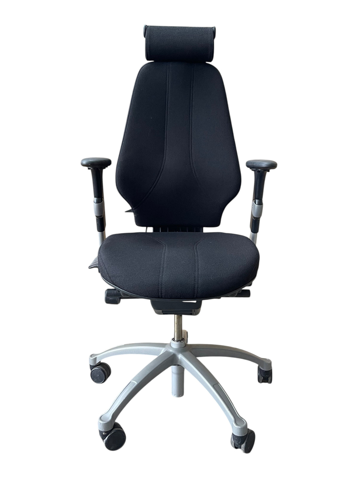 Refurbished RH Logic 400 Chair with Headrest – Black & Silver