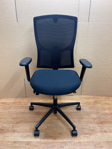 Kinnarps Drabert Mento Ergonomic Task Chair – Black Fabric, Adjustable Arms (Refurbished) image 2
