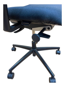 Kinnarps Drabert Mento Ergonomic Task Chair – Black Fabric, Adjustable Arms (Refurbished) image 10