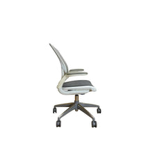 10 x Humanscale Diffrient World Ergonomic Task Chair – White Grey – Refurbished