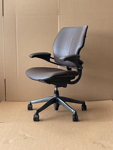 Refurbished Humanscale Freedom Chair – Dark Chocolate Brown Leather