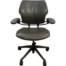 Refurbished Humanscale Freedom Chair – Smokey Grey image 1