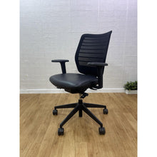 Refurbished Senator Fuse Adjustable Office Chair – 4D Armrests (Black)