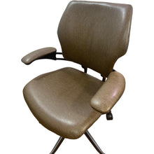 Refurbished Humanscale Freedom Chair – Brown Smokey Finish image 8