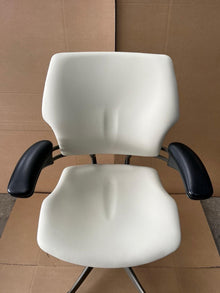 Refurbished Humanscale Freedom Chair – New Cream White Leather